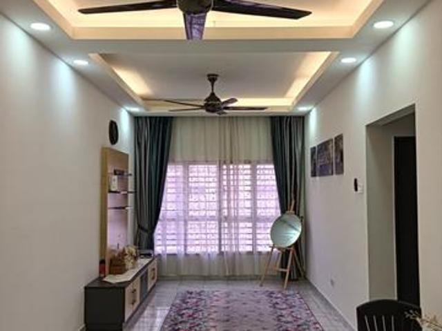 Apartment for sale in Kajang, Langat