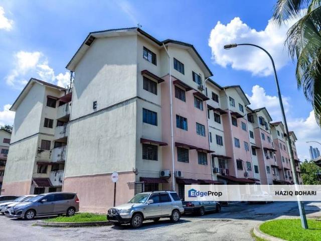 Flat for sale in Petaling, Subang Jaya