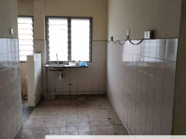 Flat for sale in Petaling, Subang Jaya