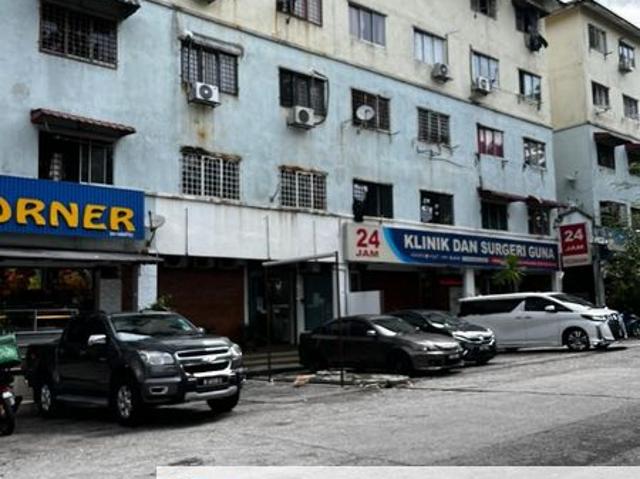 Flat for sale in Petaling, Subang Jaya