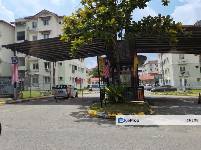 Flat for sale in Alam Impian, Selangor