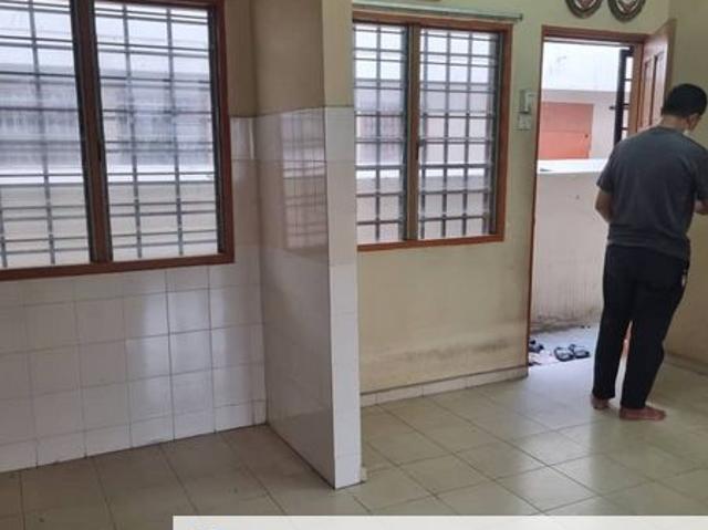 Flat for sale in Port Klang, Selangor