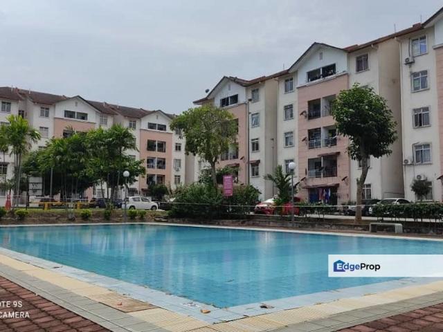 Condominium for sale in Petaling, Alam Impian