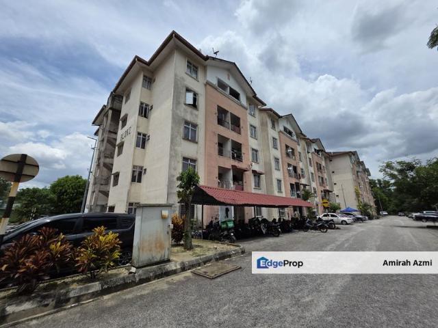 Condominium for sale in Petaling, Alam Impian