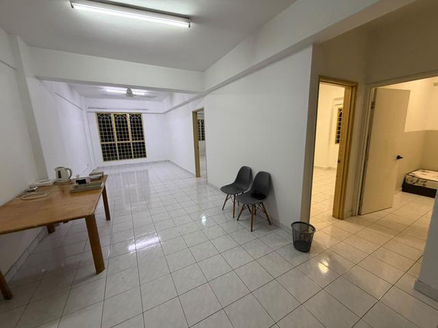 Apartment for sale in Kajang, Langat