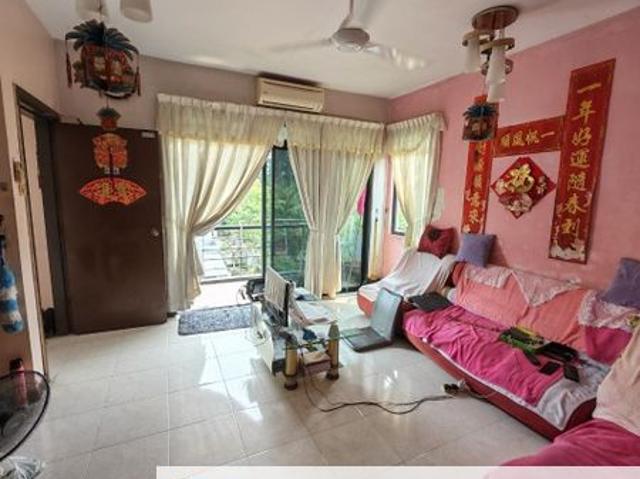 Flat for sale in Taman D' Utama, Johor Bahru