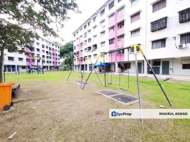 Flat for sale in Alam Impian, Selangor