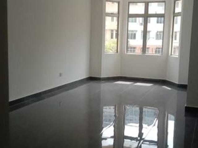 Flat for sale in Alam Impian, Selangor