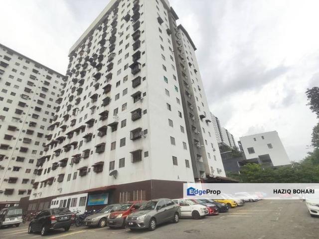 Flat for sale in Alam Impian, Selangor