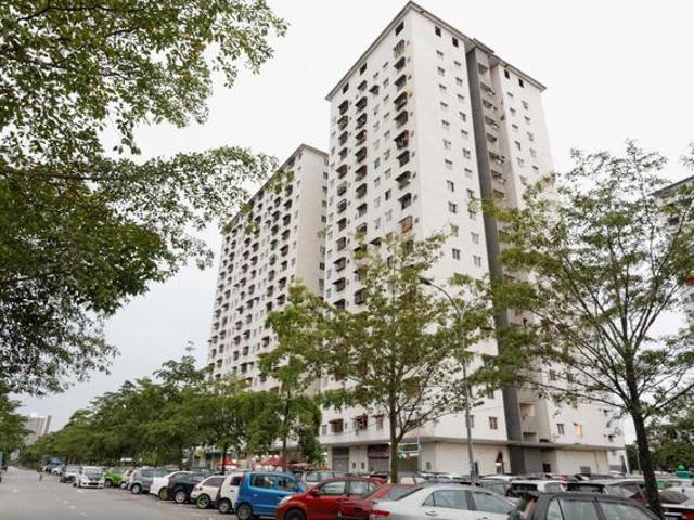 Apartment for sale in Petaling, Alam Impian