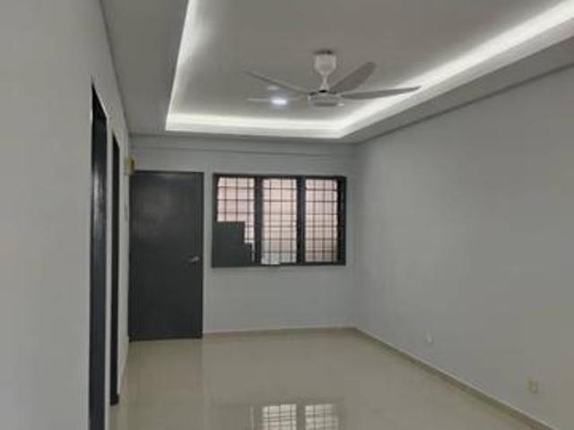 Apartment for sale in Shah Alam, Petaling