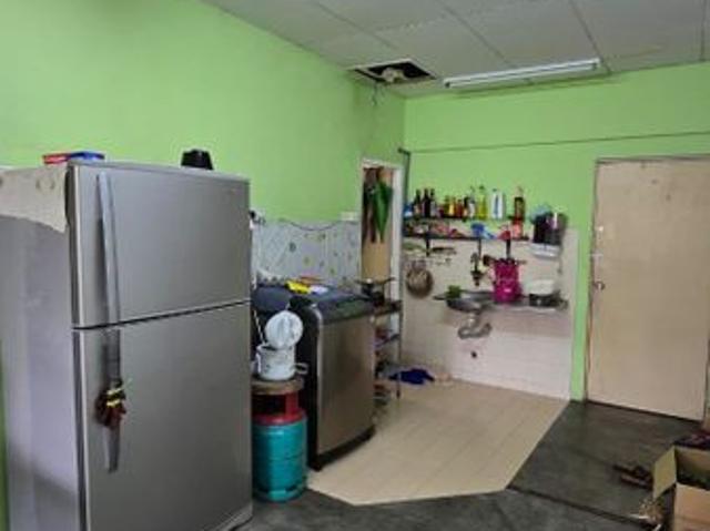 Flat for sale in Taman Segar Perdana, Majlis Perbandaran Kajang