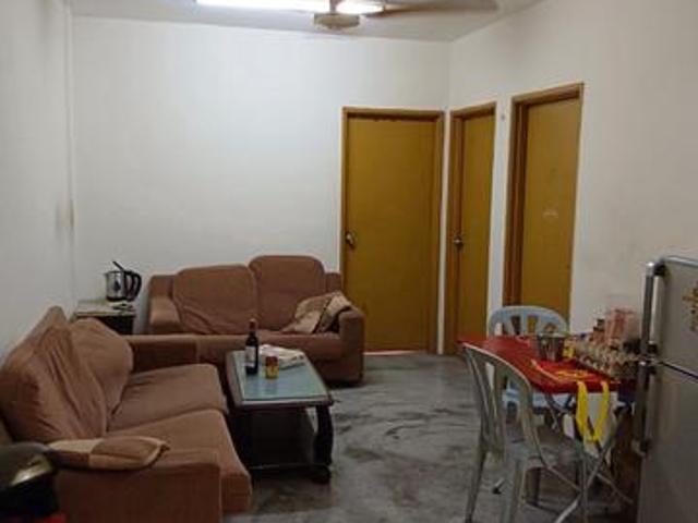 Flat for sale in Kajang, Langat