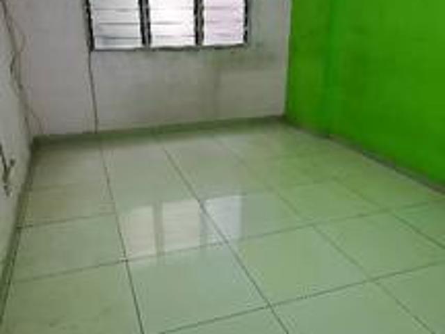 Apartment for sale in Kajang, Langat