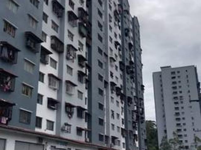 Flat for sale in Selayang, Selangor