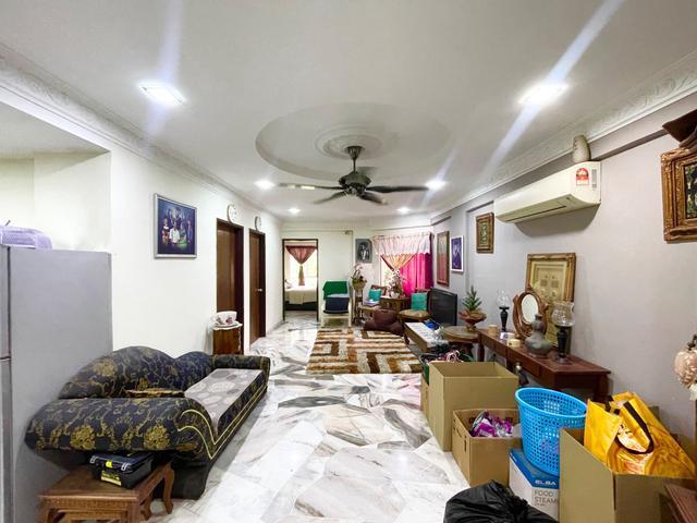 Apartment for sale in Kajang, Langat