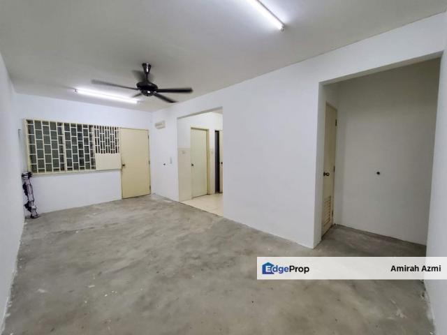 Condominium for sale in Petaling, Alam Impian