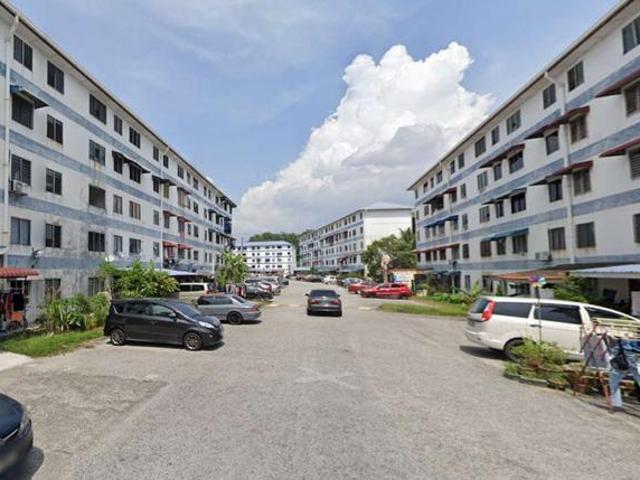 Flat for sale in Selayang, Selangor