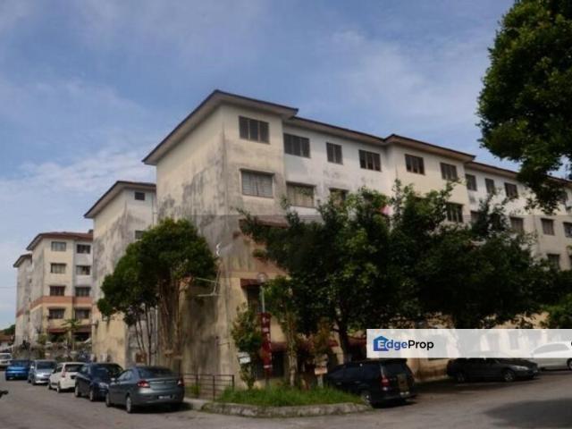 Flat for sale in Petaling, Subang Jaya