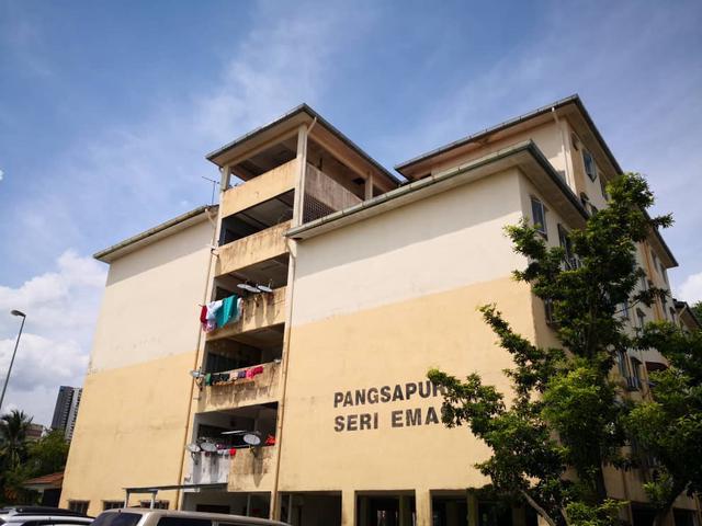 Apartment for sale in Kajang, Langat