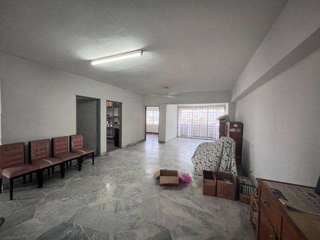Apartment for sale in Country Heights Damansara, Kuala Lumpur