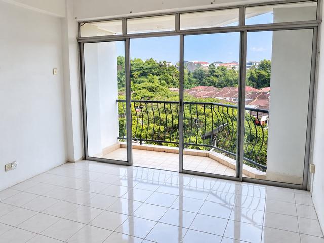 Apartment for sale in Seri Kembangan, Majlis Bandaraya Subang Jaya
