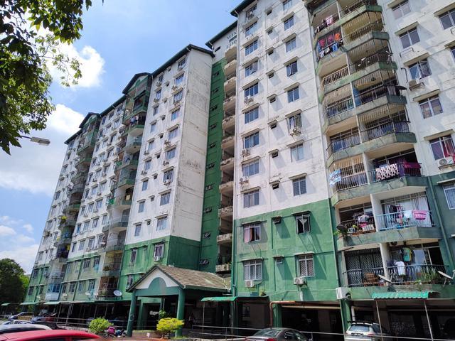 Apartment for sale in Petaling, Subang Jaya