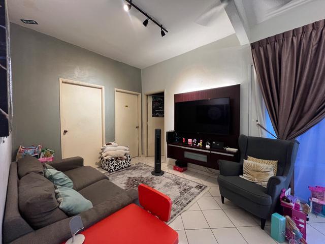 Flat for sale in Petaling, Subang Jaya