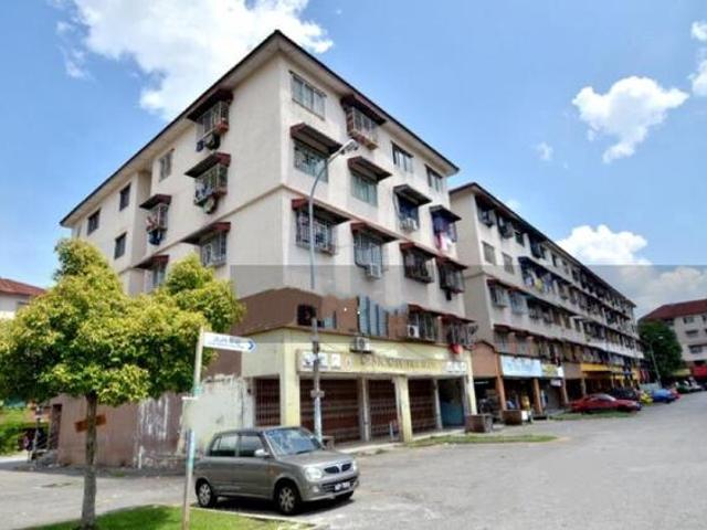 Flat for sale in Petaling, Subang Jaya
