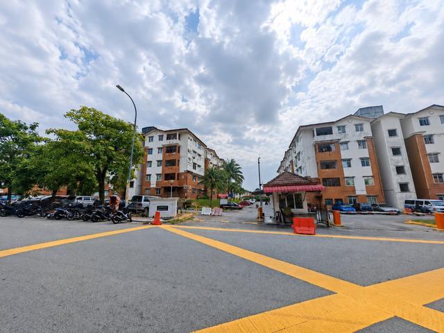 Apartment for sale in Kajang, Langat