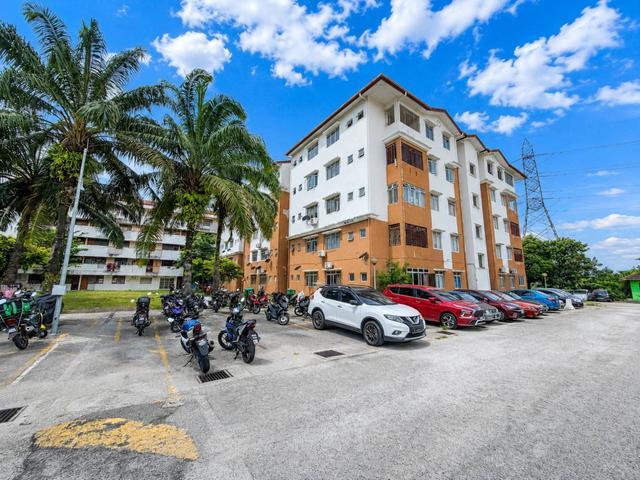 Apartment for sale in Kajang, Langat