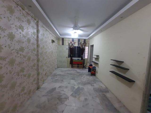 Apartment for sale in Kajang, Langat