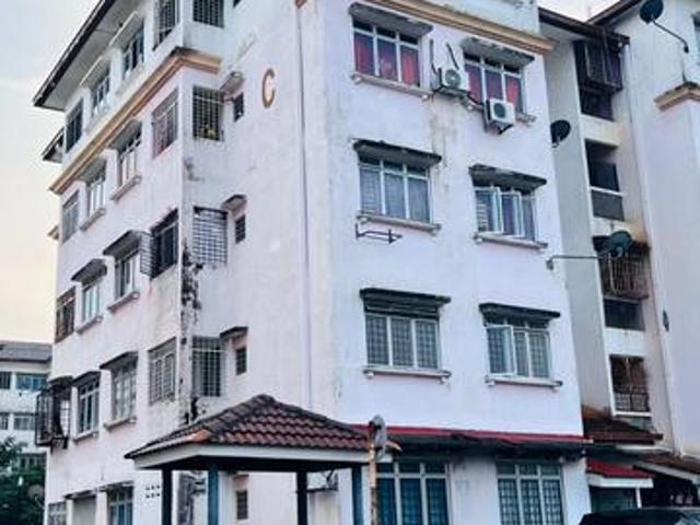 Apartment for sale in Kajang, Langat