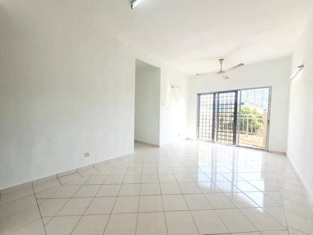 Apartment for sale in Petaling, Subang Jaya
