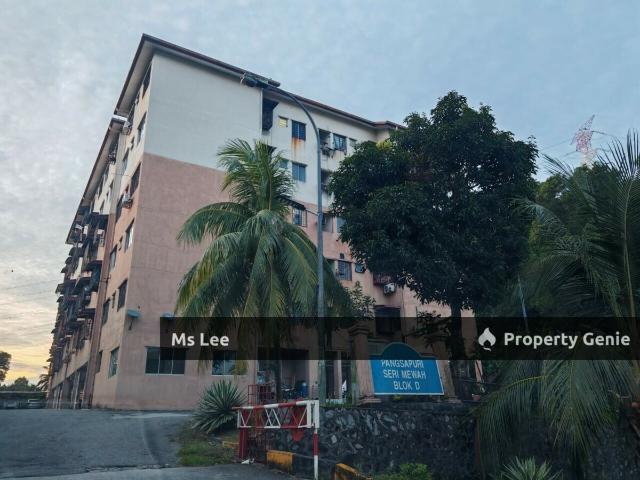 Apartment for rent in Taman Seri Mewah, Majlis Perbandaran Kajang