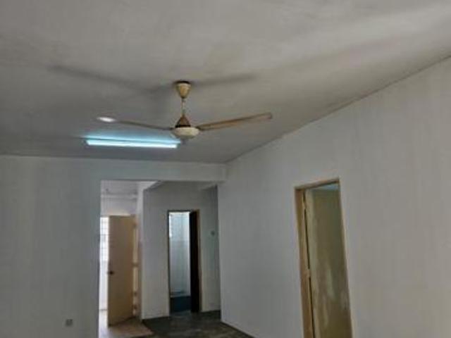 Apartment for sale in Petaling, Subang Jaya