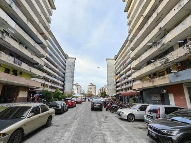 Apartment for sale in Port Klang, Selangor