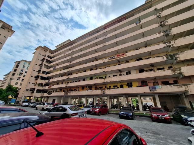 Apartment for sale in Port Klang, Selangor