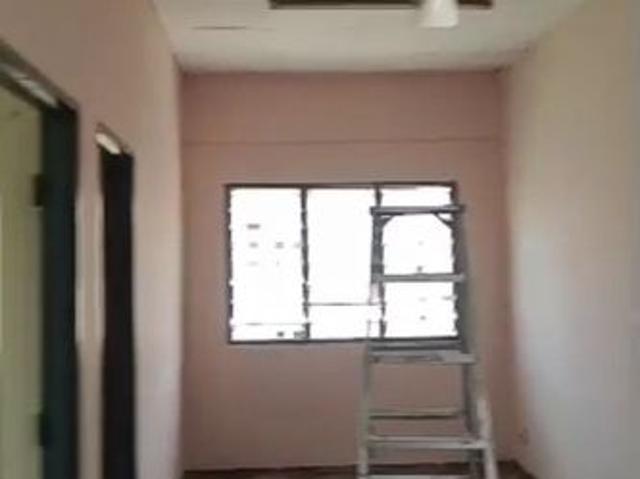 Flat for sale in Kajang, Langat