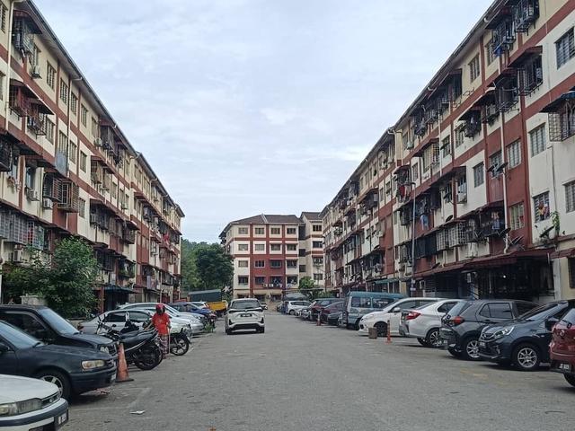 Apartment for sale in Kajang, Langat