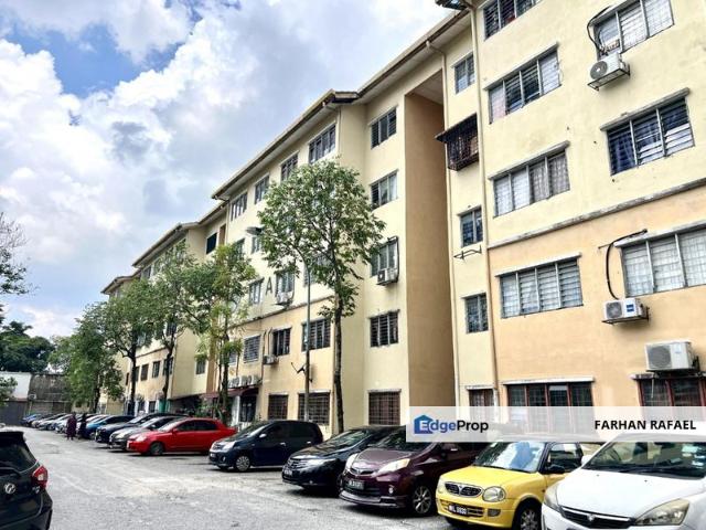Flat for sale in Petaling, Subang Jaya