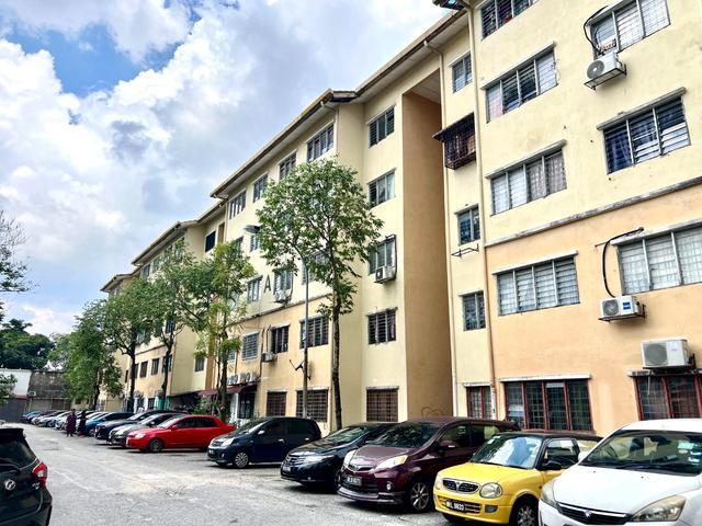 Apartment for sale in Petaling, Subang Jaya