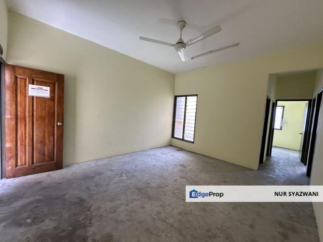 Flat for sale in Seksyen U5, Shah Alam