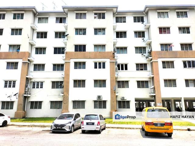 Flat for sale in Petaling, Alam Impian