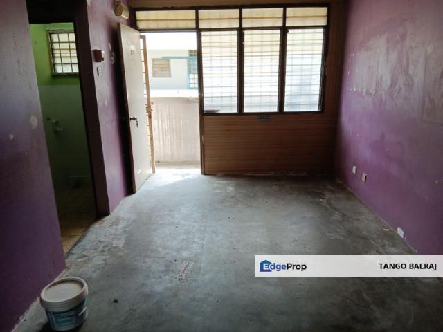 Flat for rent in Puchong, Majlis Bandaraya Subang Jaya