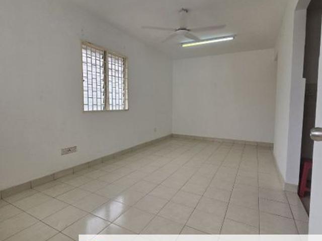 Flat for rent in Petaling, Alam Impian