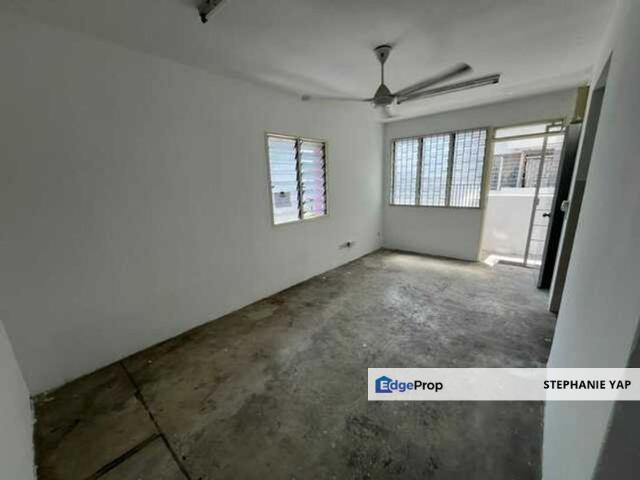Flat for rent in Petaling, Alam Impian