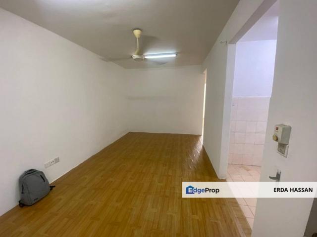 Flat for sale in Petaling, Alam Impian