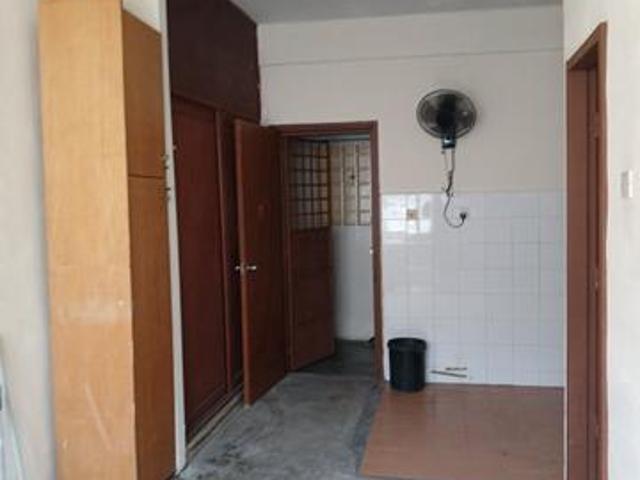 Apartment for sale in Port Klang, Selangor