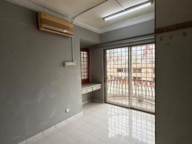 Apartment for sale in Country Heights Damansara, Kuala Lumpur